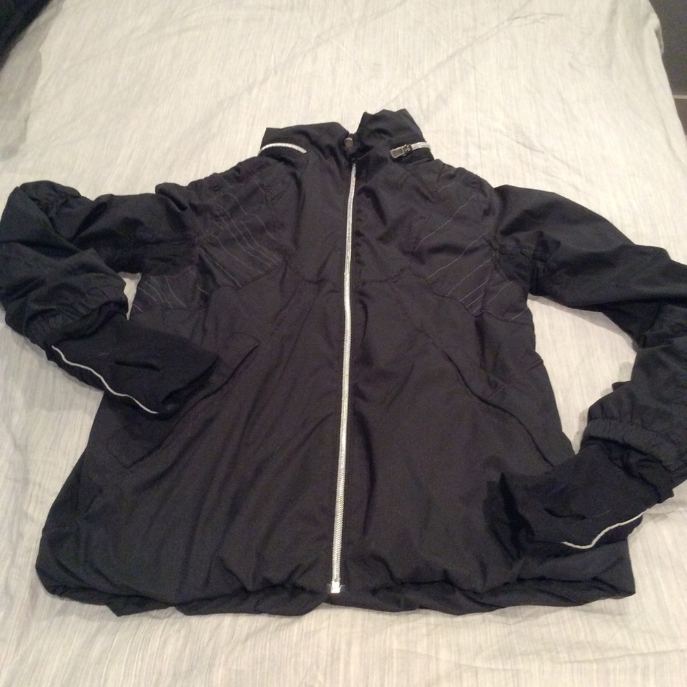 Lululemon jacket 6